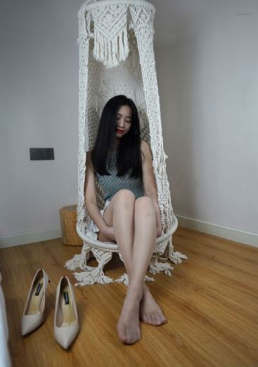 欧美大尺度吻戏娇喘_BD国语在线观看完整版