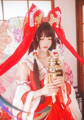 高清欧美女生图片口咬_剧情片全集免费播放